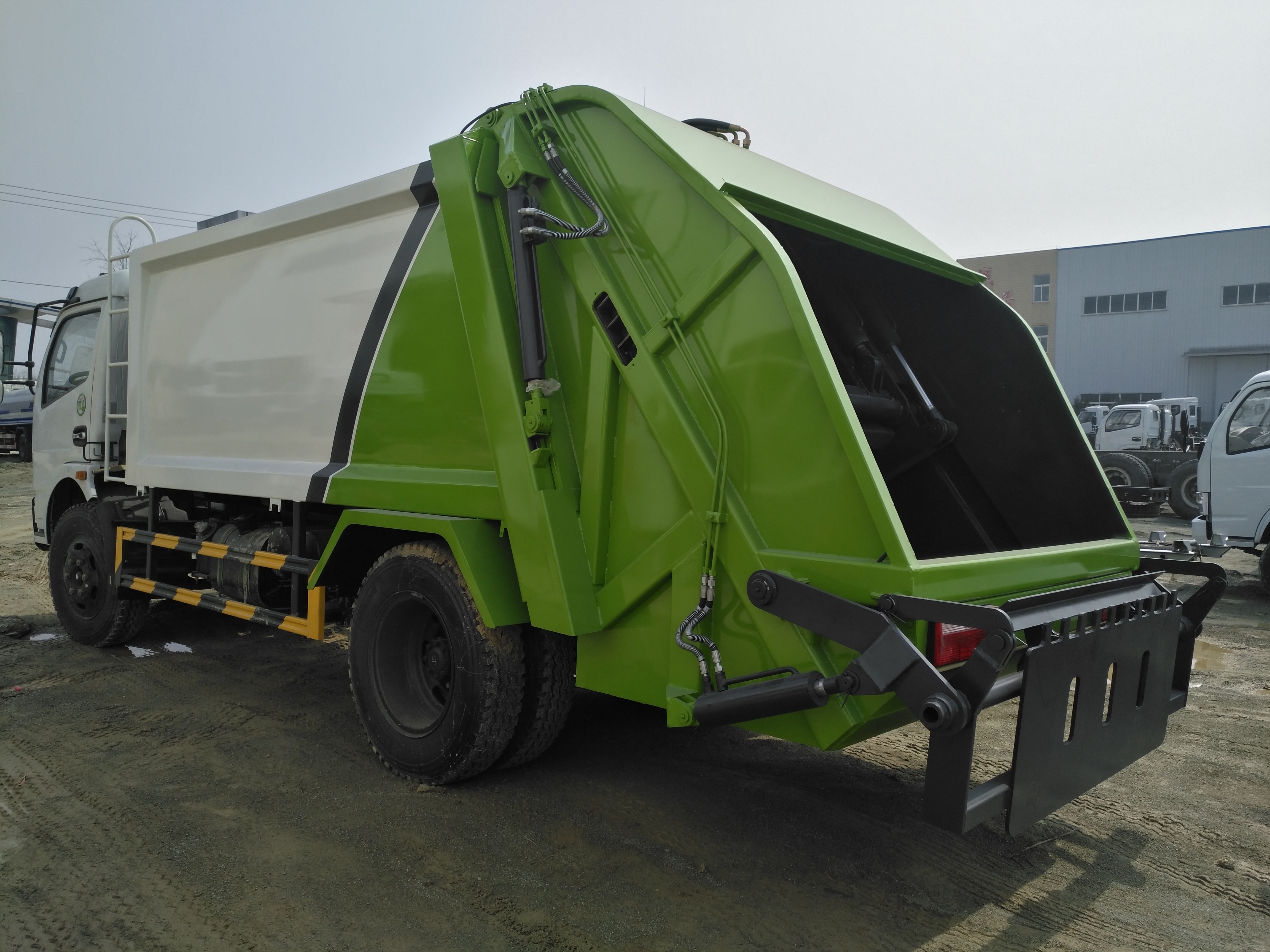 合肥8方壓縮垃圾車價格與配置詳解